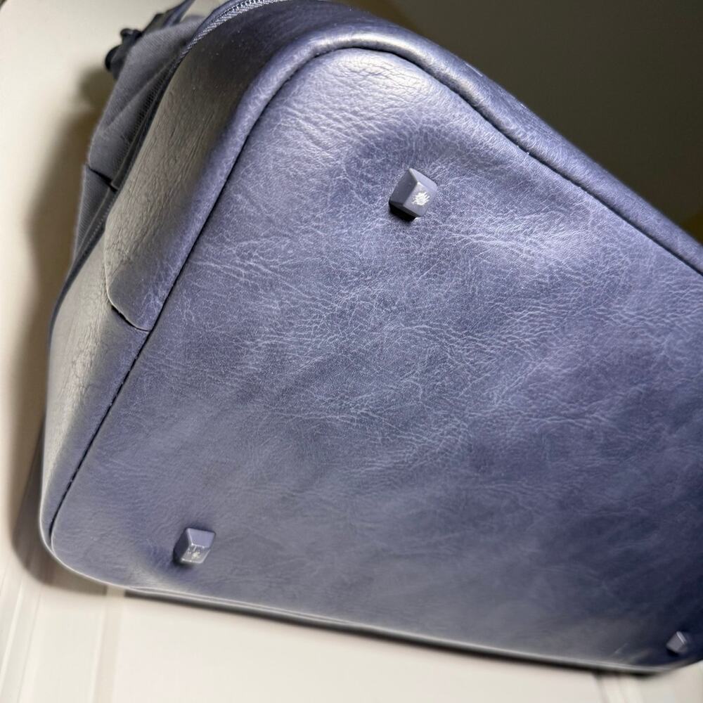 Beis Weekender Mini Bag - Picture 3 of 7